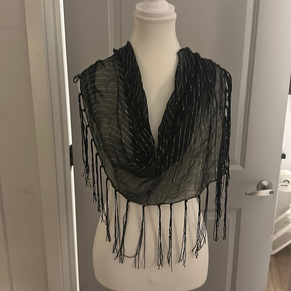 Black and gold scarf